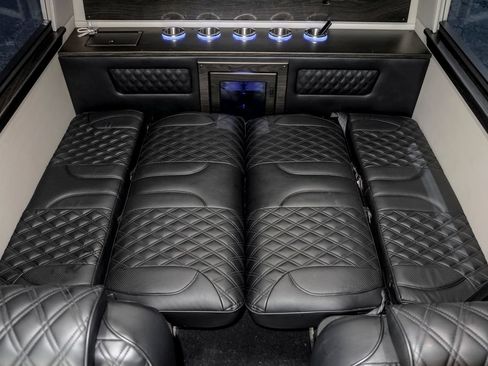 Used 2025 Mercedes-Benz Sprinter 3500 image 29