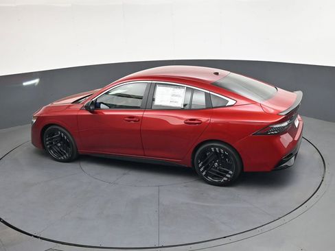 New 2026 Nissan Sentra SR FWD image 31