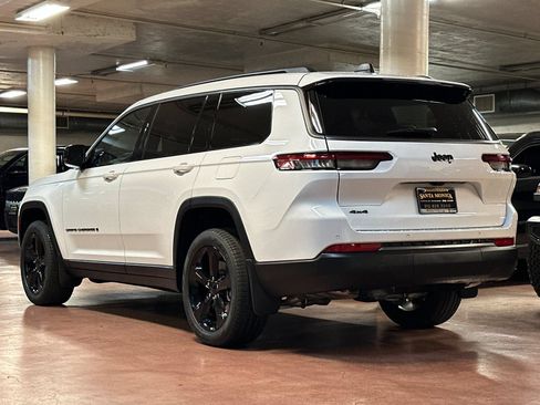 New 2026 Jeep Grand Cherokee L Limited AWD/4WD image 3