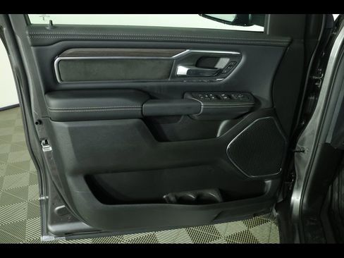 New 2026 RAM 1500 Laramie AWD/4WD image 24