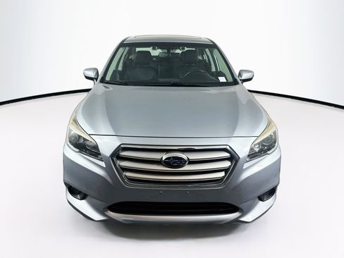 Used 2017 Subaru Legacy 2.5i Limited AWD/4WD image 2