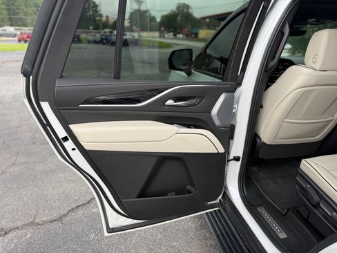 Used 2024 Cadillac Escalade Sport w/ LPO, ONYX Package AWD/4WD image 28