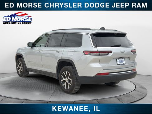 Used 2024 Jeep Grand Cherokee L Limited w/ Luxury Tech Group II AWD/4WD image 3