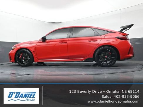Used 2025 Honda Civic Type R image 10