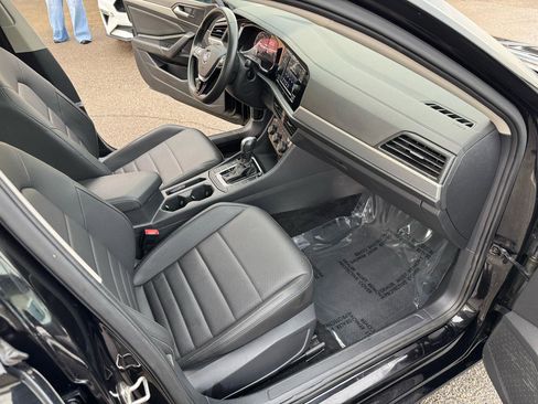 Used 2021 Volkswagen Jetta S image 19