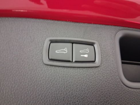 New 2026 Porsche Macan image 32