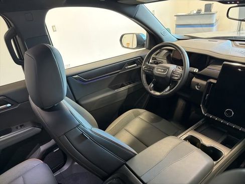 Used 2025 GMC Acadia AT4 w/ LPO, Floor Liner Package AWD/4WD image 36