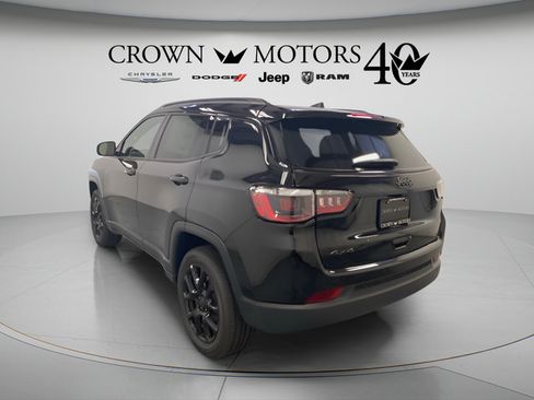 Used 2026 Jeep Compass Latitude AWD/4WD image 4