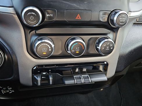 Used 2024 RAM 2500 Big Horn image 16