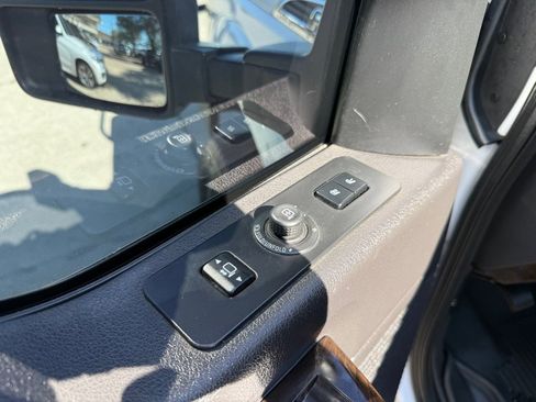 Used 2016 Ford F250 Lariat w/ Lariat Ultimate Package image 24