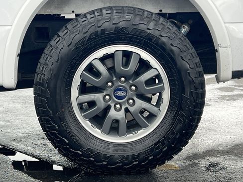 Used 2018 Ford F150 XLT w/ Equipment Group 302A Luxury AWD/4WD image 11