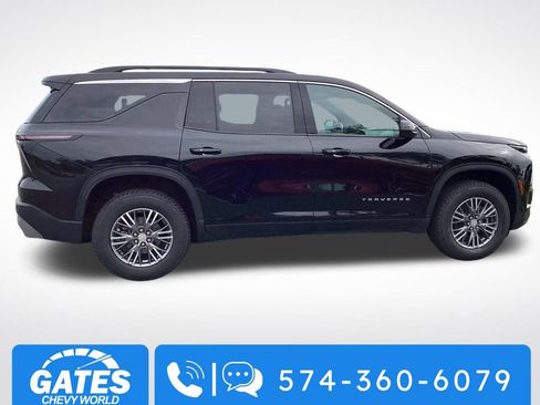 Used 2024 Chevrolet Traverse LT FWD image 10