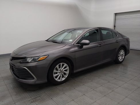 Used 2023 Toyota Camry LE FWD image 2