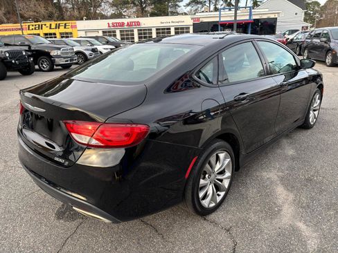 Used 2015 Chrysler 200 S w/ Comfort Group image 6