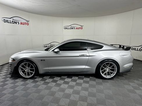 Used 2018 Ford Mustang GT Premium w/ Equipment Group 401A RWD image 3
