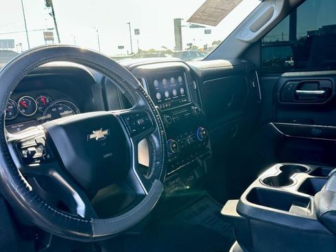 Used 2019 Chevrolet Silverado 1500 LT w/ Texas Edition image 3