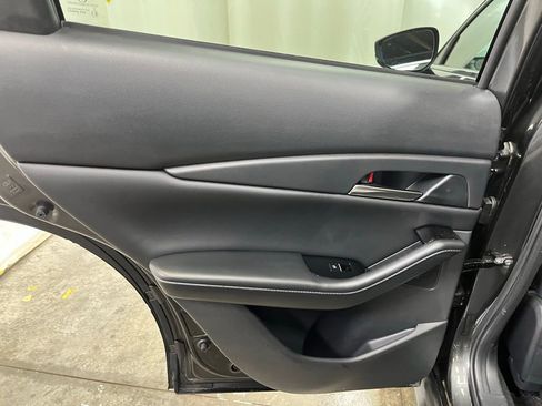 Certified 2025 MAZDA CX-30 AWD 2.5 S w/ Preferred Package image 22