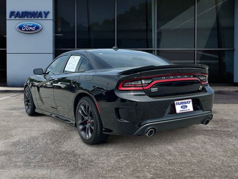 Used 2022 Dodge Charger Scat Pack RWD image 4