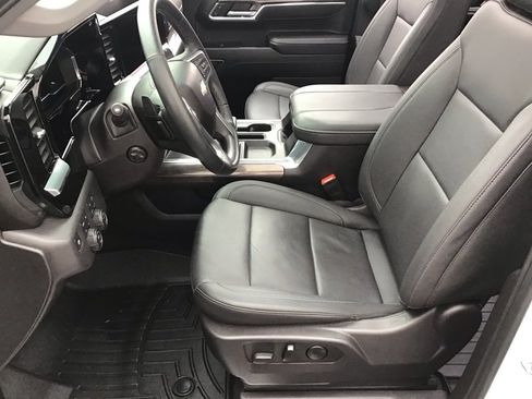 Used 2024 Chevrolet Silverado 1500 LTZ w/ LTZ Convenience Package II image 7