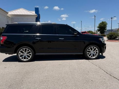 Used 2019 Ford Expedition Max Limited w/ Equipment Group 302A AWD/4WD image 8
