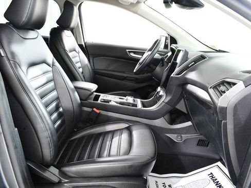 Used 2024 Ford Edge SEL w/ Convenience Package image 10