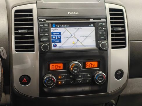 Used 2018 Nissan Frontier PRO-4X AWD/4WD image 6