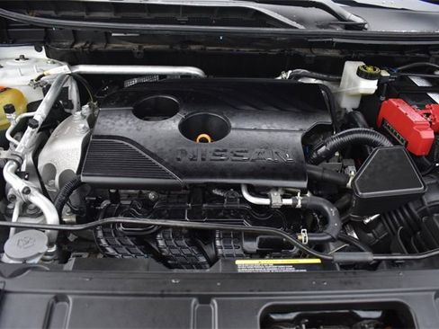 Used 2021 Nissan Rogue Platinum image 36