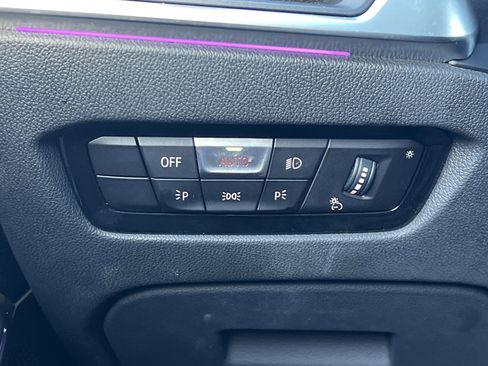 Used 2021 BMW 330i 330i w/ Convenience Package image 18