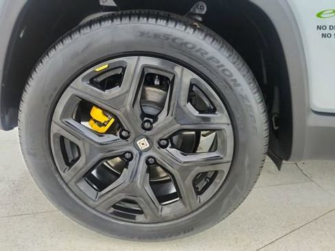 Used 2024 Rivian R1S Adventure AWD/4WD image 62