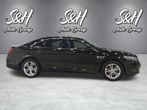 Used 2013 Ford Taurus SEL FWD image 21