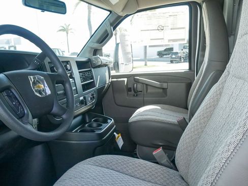 New 2026 Chevrolet Express 3500 w/ Power Convenience Package RWD image 15
