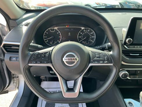 Used 2020 Nissan Altima 2.5 S image 11