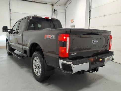 Certified 2024 Ford F250 Lariat w/ Lariat Ultimate Package AWD/4WD image 5