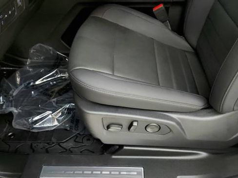Used 2025 GMC Hummer EV 2X AWD/4WD image 50