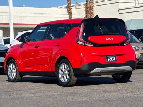 Certified 2024 Kia Soul LX w/ Option Group 015 image 5