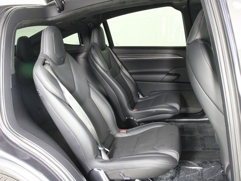 Used 2023 Tesla Model X AWD/4WD image 27