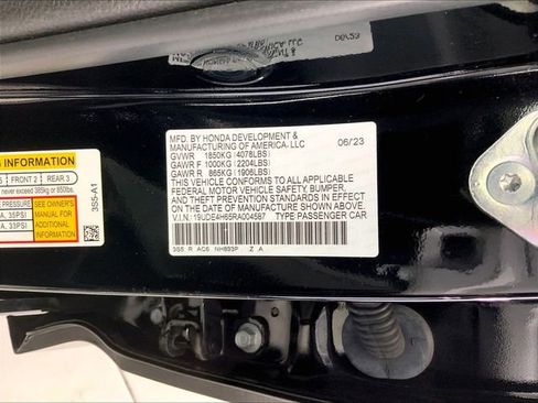 Used 2024 Acura Integra A-Spec FWD image 32