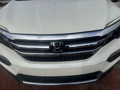 Used 2017 Honda Pilot Touring image 22