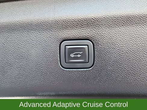 Used 2020 Buick Enclave Avenir w/ Avenir Technology Package AWD/4WD image 36