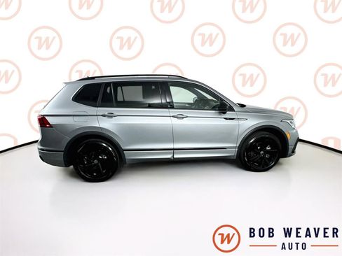 Used 2024 Volkswagen Tiguan SE R-Line AWD/4WD image 9