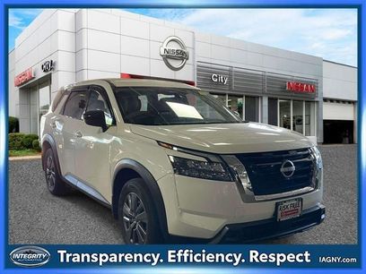 Used 2023 Nissan Pathfinder S