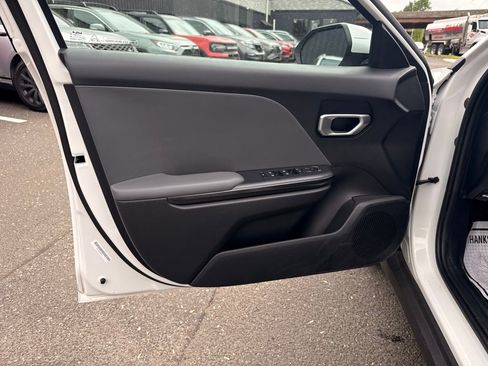 Used 2025 Kia K4 FWD image 20