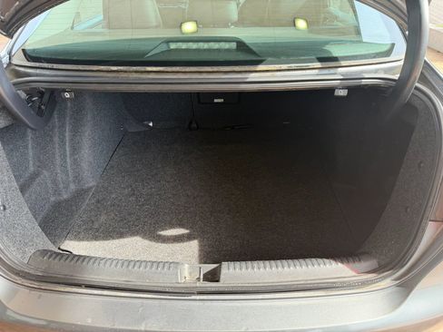 Used 2014 Volkswagen Jetta TDI FWD image 24