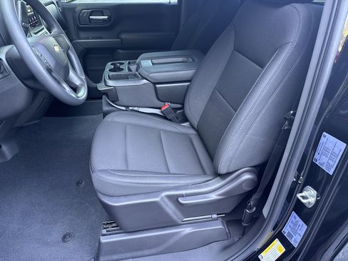 Used 2025 Chevrolet Silverado 1500 W/T w/ WT Value Package AWD/4WD image 9