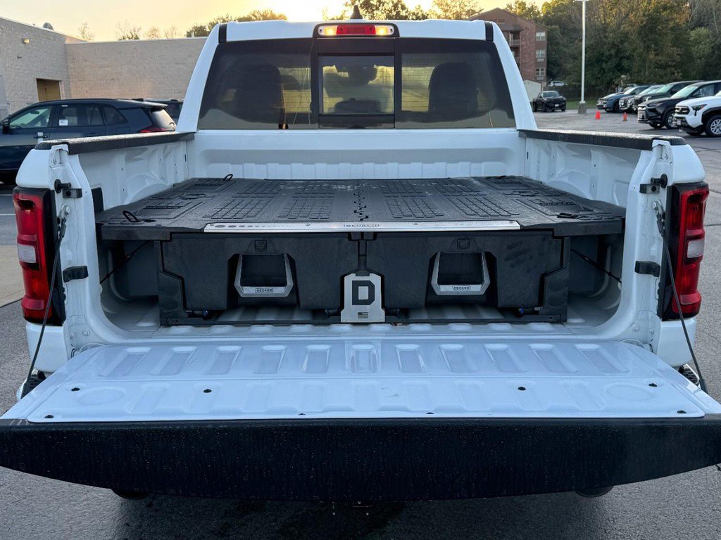 Used 2025 RAM 1500 Big Horn AWD/4WD image 6