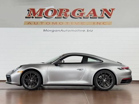 Used 2024 Porsche 911 Carrera T RWD image 6