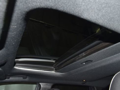 Certified 2022 Jeep Grand Cherokee Limited image 15