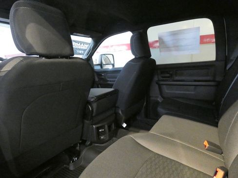 New 2026 RAM 3500 Tradesman AWD/4WD image 22