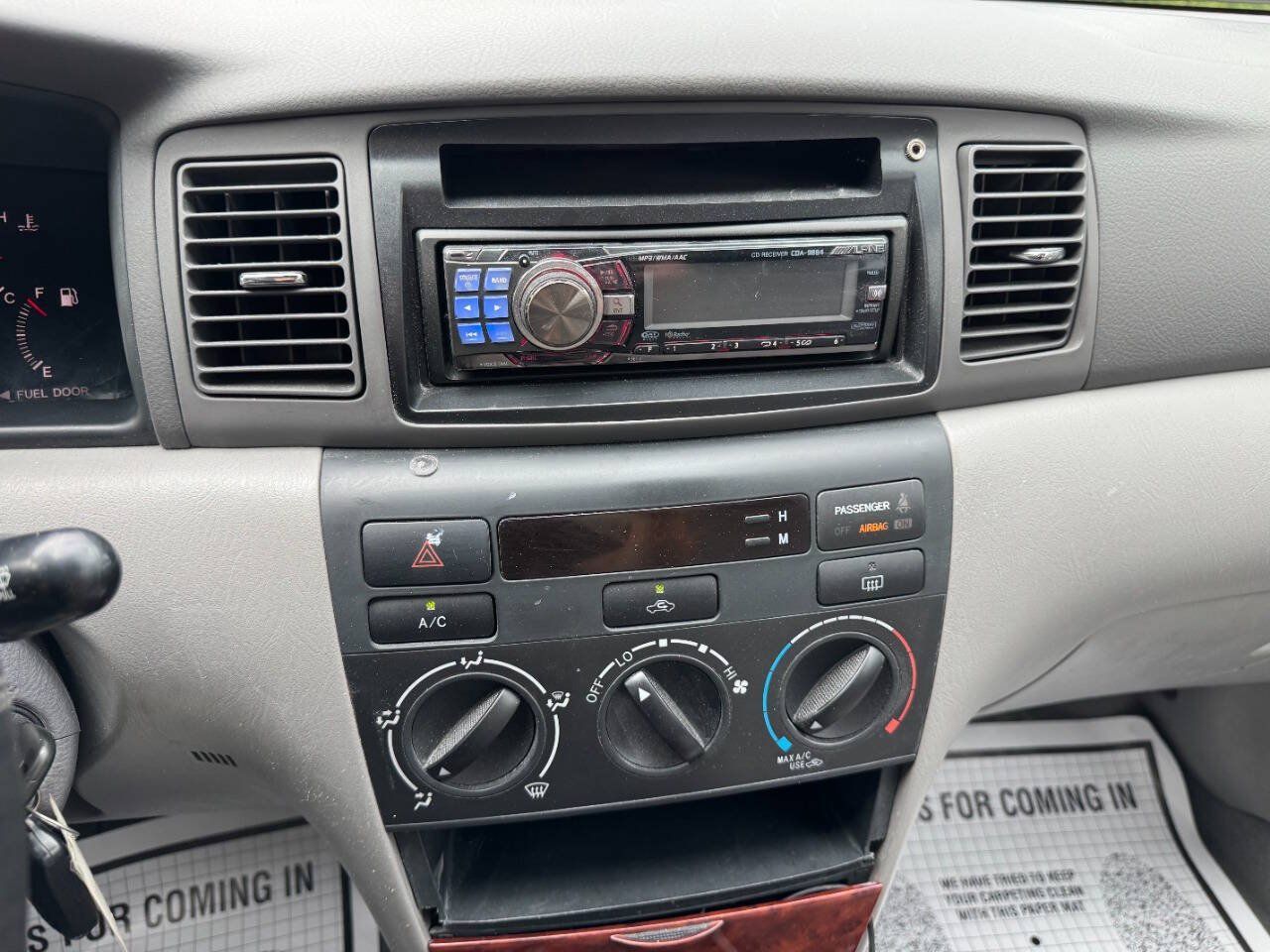 Used 2005 Toyota Corolla LE FWD image 22