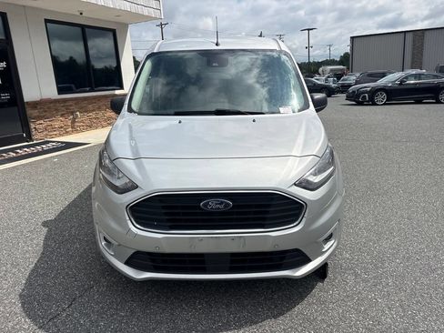 Used 2022 Ford Transit Connect XLT FWD image 11